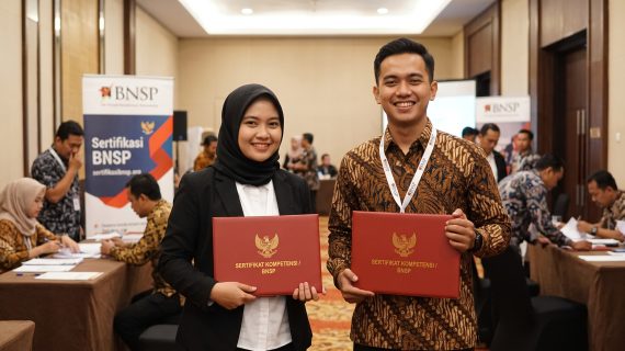 Tantangan Pasar Kerja 2026: Mengapa Sertifikasi BNSP Kini Jadi Penentu Karir dan Kenaikan Jabatan?